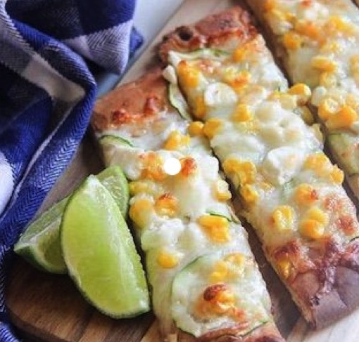 Naan Pizza with Zucchini, Corn and Lime